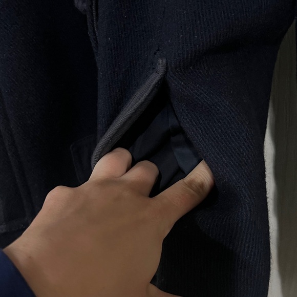 FINAL PRICE Abercrombie and Fitch jacket - Picture 5 of 7